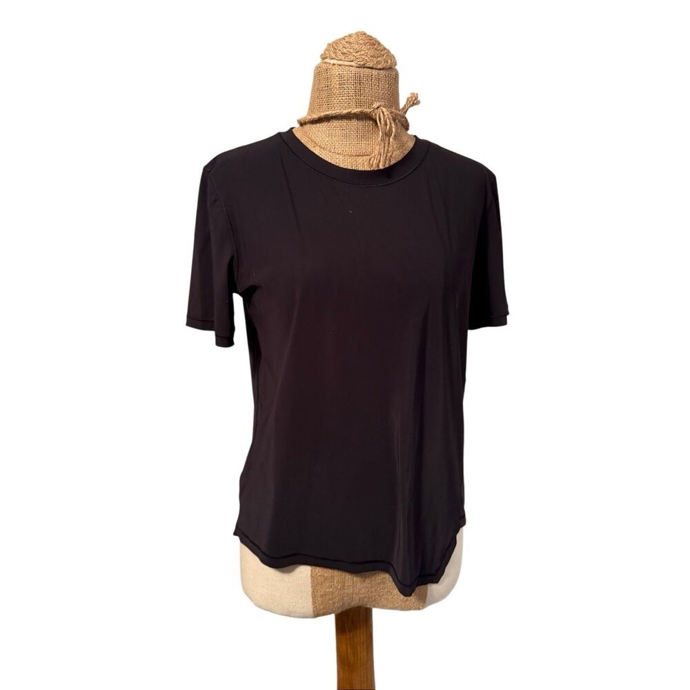 Lululemon basic black tee asymmetrical front top sz 6 women’s short sleeve